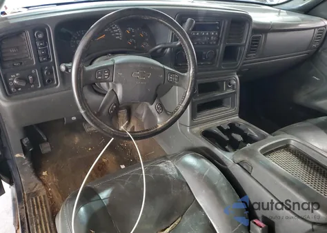 2005 Chevrolet Silverado K1500 из США, поврежденный, VIN 1GCEK19T45E274962